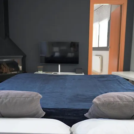 Apartment Blueline 25km Bcn-piscina, Sauna Y Vistas Al Mar Mataro