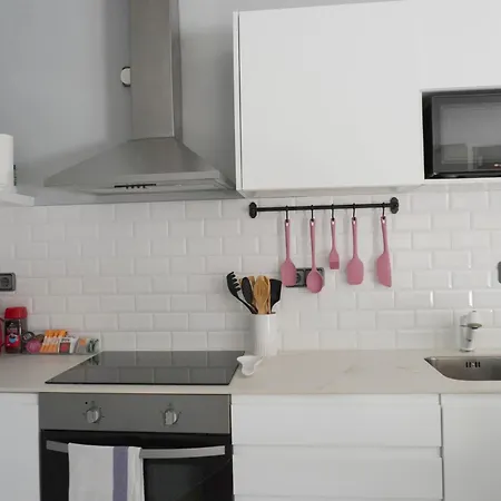 Blueline 25km Bcn-piscina, Sauna Y Vistas Al Mar Apartment *
